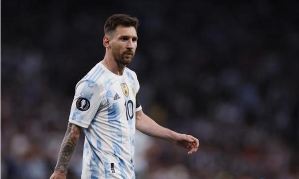 极萌胶原炮携手文俊辉以专业探索护肤新章